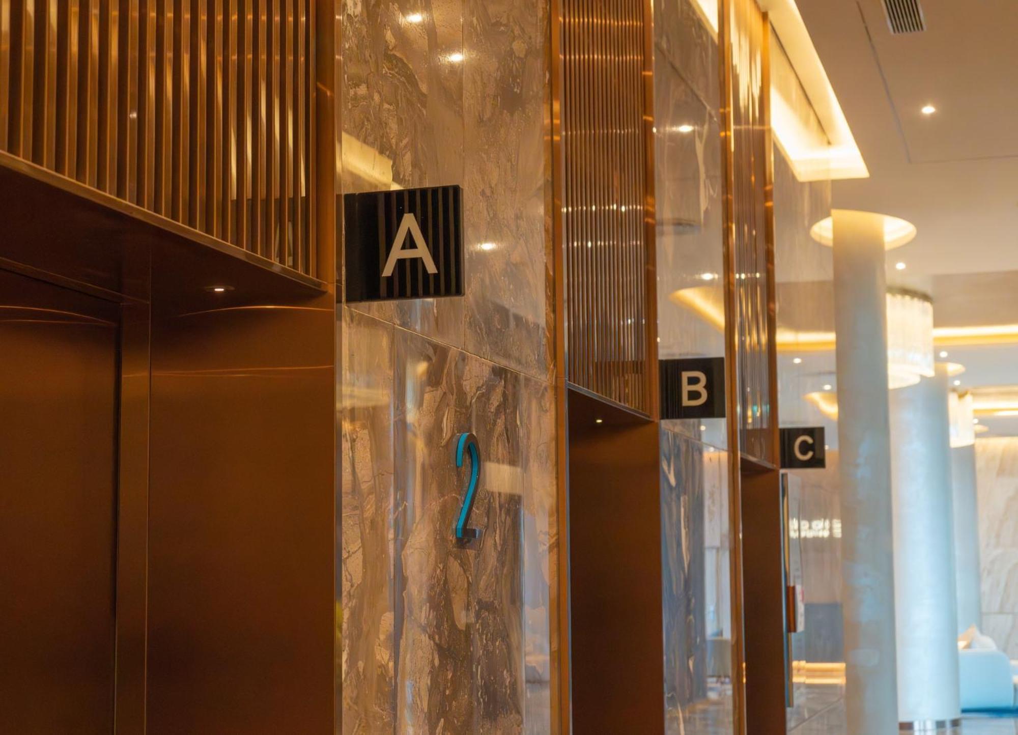 A La Carte Ha Long Apartment By The Beach Luaran gambar